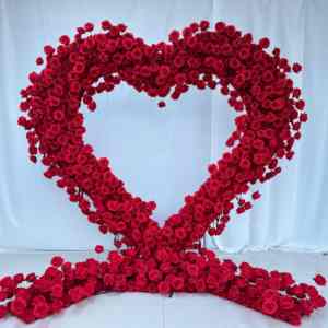 Sfondi per Archi Floreali Artificiali a Forma di Cuore di Alta Qualità, Archi Floreali Nuziali a Forma di Cuore con Rose Rosse all'Ingrosso - Product Image 5