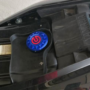 Tapa <span class=keywords><strong>de</strong></span> Tanque <span class=keywords><strong>de</strong></span> Combustible para Motocicleta, <span class=keywords><strong>de</strong></span> Aluminio Billet Mecanizado CNC, Anodizada, Colorida, Decorativa, Universal, para Reequipamiento/Actualización - Product Image 3