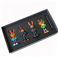 Boîte cadeau rectangulaire rigide de luxe avec doublure en éponge noire, impression quadricolore découpée au laser pour l'emballage de jouets de collection