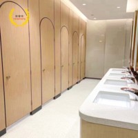 Panneaux alvéolés compacts au design moderne du sol au plafond cloisons de salle de bain faciles à nettoyer panneaux HPL cloisons de toilette