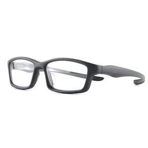 แว่นตาบาสเก็ตบอล Basto คุณภาพสูง ขายดีที่สุด ดีไซน์ใหม่ล่าสุด พร้อมคุณสมบัติป้องกันแรงกระแทกและรอยขีดข่วน แว่นตาสำหรับกีฬา - Product Image 2