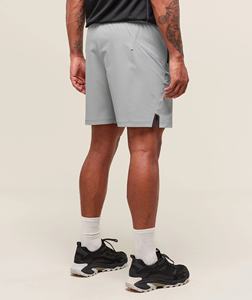 Shorts de sport pour hommes en polyester et coton, personnalisés en gros, avec logo brodé en maille, pour la course à pied et le basketball - Product Image 4
