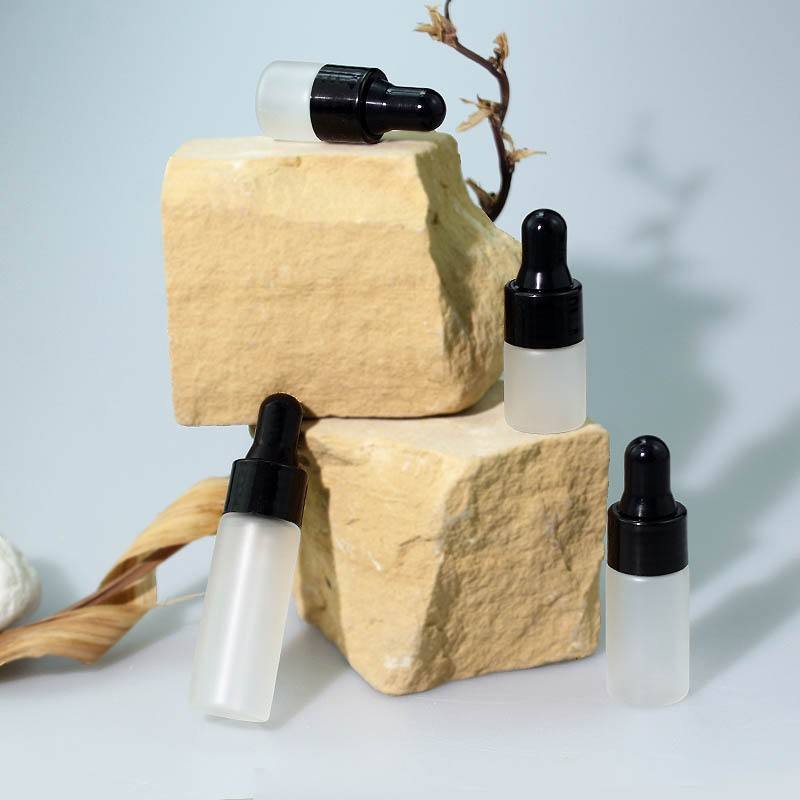 frosted dropper bottle + black ring + black cap