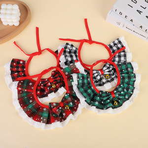 Pañuelo de encaje con lazo y campana para mascotas, estilo navideño, accesorio de cosplay para gatos y perros, decoración festiva de invierno - Product Image 3