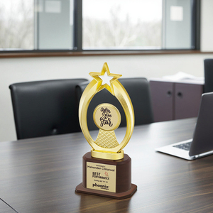 Trofeo de premio personalizado de fibra y aluminio Premium del mejor Maestro del Mundo para reconocer a maestros excepcionales - Product Image 1