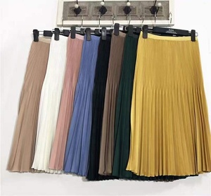 Tissu en crêpe de chiffon plissé jacquard à rayures double crêpe en microfibre 100 % polyester de qualité professionnelle pour robes - Product Image 4