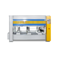Presse à chaud hydraulique à huile thermique à chauffage électrique avec pression de 120 tonnes pour presse de porte à plastifier les panneaux Presse à placage en PVC