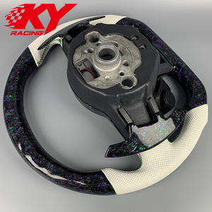 Volant sport en fibre de carbone forgée sur mesure avec LED et palettes de changement de vitesse pour Volkswagen Golf Mk7 Mk7.5 R 7R GTI GTD GTE TSI Polo - Product Image 3