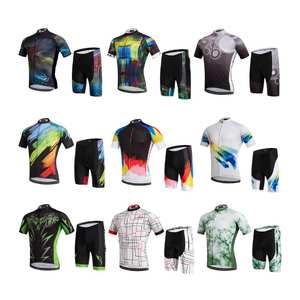 Ensemble de cyclisme pour hommes en gros, prêt à l'emploi, avec tailles uniformes et couleurs cohérentes, idéal pour les équipes, les clubs et les programmes de vente en gros. - Product Image 5