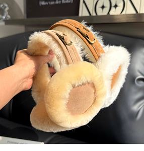 सर्दियों के कारखाने के लिए अनुकूलन क्लासिक शेपस्किन कान गर्म कपड़े और धातु सहायक के साथ शीयरलिंग इयरमफ - Product Image 4