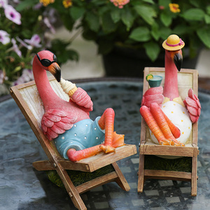 Statue de table amusante pour décoration extérieure de jardin, artisanat en résine, ornements flamant rose, figurine flamant rose avec chapeau, statue d'animal en résine - Product Image 2