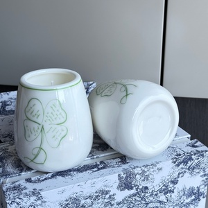 ชุดเทียนหอมกลิ่นโคลเวอร์สี่แฉกนำโชค กลิ่นหอมสำหรับบ้าน เทียนหอมจากขี้ผึ้งถั่วเหลืองสุดหรู ของขวัญ - Product Image 1