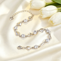Bijou en argent sterling S925 plaqué rhodium avec zircon, motif cœur, design de niche de luxe léger, cadeau pour femme, idéal pour les fêtes - Collection transfrontalière
