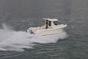 Barco de Pesca con Cabina Inteligente y Plataforma de Acceso - Product Image 4