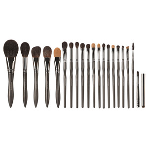 20-Piece Animal Hair Makeup <b>Brush</b> Set Wooden Handle Natural Bristles For <b>Blush</b> Concealer And Eyebrow Application - Product Image 1
