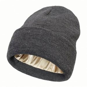 Gorro de Punto Acrílico 100% de Color Liso al por Mayor de Fábrica, Gorro Tipo Beanie Y2K Personalizado con Forro de Satén, Jacquard, para Playa, Negocios, Viajes, Unisex - Product Image 4