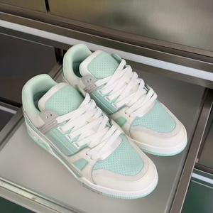 Zapatillas Deportivas de Diseño Verde de Lujo para Hombre, Calzado Casual para Correr, Antideslizantes y Cómodas para Caminar - Product Image 3