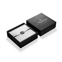Boîte cadeau en papier rigide carrée mate de luxe avec logo personnalisé, insert en mousse, impression argent/or et options de commande personnalisée
