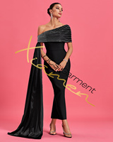 Robe longue décontractée noire à une épaule ornée de perles Ocstrade de haute qualité, avec fente latérale, robe de soirée moulante pour femme avec détails découpés