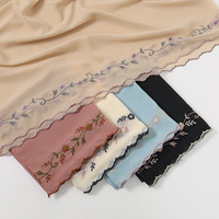Hijab Nuosha OEM avec broderie florale et bord ondulé, élégant foulard long pour femmes musulmanes