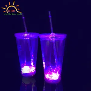 Веселые очки для питья с подсветкой, двойная настенная чашка с соломинкой и крышкой, разноцветные светодиодные тумбы
