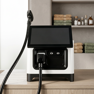 Máquina de Depilación Láser de Diodo de Triple Longitud de Onda de 3400w, Láser de Diodo de 1600w con 3 Longitudes de Onda - Product Image 1