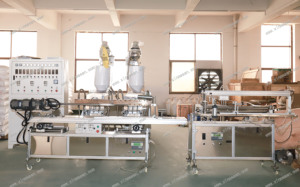 Machine de cartouche soufflée par fusion de coton entièrement automatique 2E2M PP Production spécialisée pour les composants de purificateur <span class=keywords><strong>d</strong></span>'<span class=keywords><strong>eau</strong></span>-PLC - Product Image 2