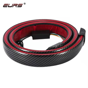 Nouveau rouge RGB externe en Fiber de carbone motif voiture aile arrière LED Streamer direction haute feu stop feu arrière accessoires de voiture - Product Image 2