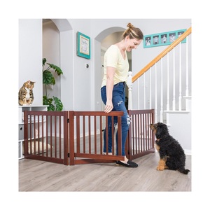 Precio bajo de fábrica Muebles para mascotas 3 paneles Valla para mascotas Puerta de madera independiente para mascotas Puerta retráctil para perros con una puerta - Product Image 1