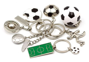 Llaveros Metálicos al por Mayor, Llavero 3D de <span class=keywords><strong>Goku</strong></span> Saiyan, Soporte para Llavero con Cabeza 3D, Decoración para Mochila de Hombre - Product Image 3