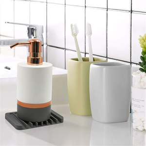 Al por mayor: Jabonera de plástico y silicona sencilla, bandeja de drenaje para ducha, soporte para esponja de cocina, accesorio de baño - Product Image 1