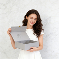 Design Gratuito, Spedizione in 5 Giorni, Opzioni di Colore Personalizzate, Scatole Regalo Magnetiche in Cartone con Rivestimento UV, Nastro e Logo a Forma di Libro