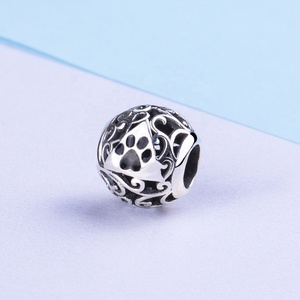 Isunni lindo garras de <span class=keywords><strong>gato</strong></span> perro garras patrón redondeado S925 de plata esterlina Metal pavimentan cuentas sueltas para <span class=keywords><strong>Pandora</strong></span> - Product Image 3