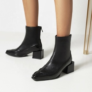 Botines de Tacón Bajo Cuadrado para Mujer, Talla Grande 48, para Pies Grandes, Botines Cortos, Opciones Multicolores - Product Image 1