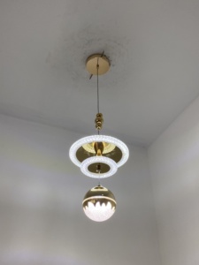 Usine <span class=keywords><strong>pas</strong></span> <span class=keywords><strong>cher</strong></span> prix éclairage décoratif chambre intérieure <span class=keywords><strong>cuisine</strong></span> restaurant or hôtel de luxe LED lustre suspension - Product Image 3