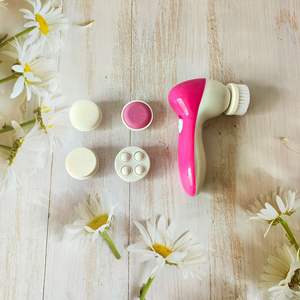 Cuidado DE LA PIEL Dispositivo de belleza Masaje Eléctrico Limpiador facial multifuncional Juego de cepillos faciales 5 en 1 Cepillo de limpieza facial - Product Image 6