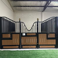 Box de boxage intérieur en acier pour chevaux, revêtement poudré, panneau de remplissage en bambou QIQIAN QQ-HS, pour équitation, en vente, directement de l'usine