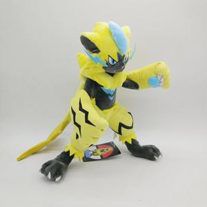 Jouets en peluche Pokémon mythiques de type électrique de 25 à 32cm Poupée en peluche douce Zeraora avec étiquettes pour enfants - Product Image 3