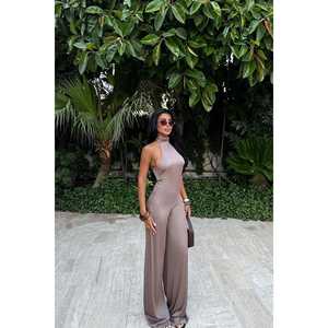 Traje Formal-Casual Marrón con Decoración de Botones - Product Image 4