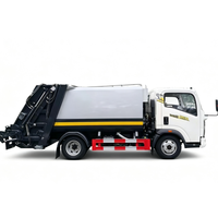 Camion compacteur de déchets Sinotruk HOWO 4x2 à moteur diesel, 8 m³ de capacité, chargement arrière, véhicule de collecte des déchets scellé pour l'élimination municipale
