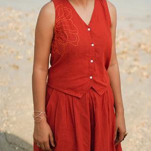 Ensemble en lin pour femme, collection été 2025, vente chaude OEM, décontracté, 2 pièces, haut et robe, sans manches, en coton, motif uni - Product Image 3