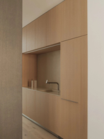 Meuble de cuisine îlot Allure Villa Project en kit avec panneau de porte en bois, évier à surface vitrée, charnières et 5 tiroirs, design moderne