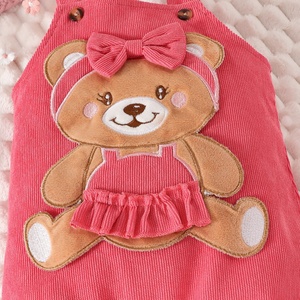 Tutina floreale a maniche lunghe per bambina + salopette in peluche con orsetto e set con fascia per capelli, pantaloni in velluto a coste tinta unita - Product Image 4