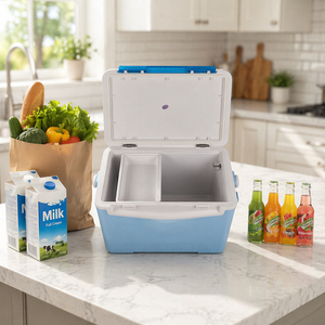 Glacière portable isotherme en PE plastique étanche 30L pour bière, boissons, médicaments, avec motif lettres, pour transport de vaccins - Product Image 1