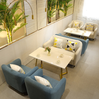 Ensemble de mobilier de restaurant moderne personnalisé avec tables, chaises, banquettes et canapés durables et écologiques pour usage commercial