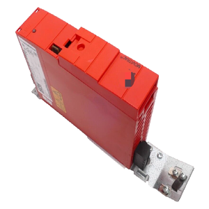 PLCインバータ MC07B0003-5A3-4-00 - Product Image 1