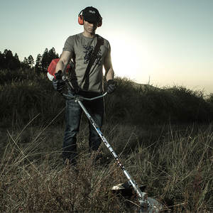 INDEL pabrik profesional pemotong sikat 2stroke pemotong rumput alat pertanian 42.7cc alat taman mesin hosing - Product Image 3