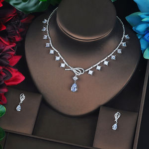 Набор женских украшений с фианитом - Product Image 3