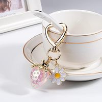 Porte-clés Mignon Fraise Lapin Marguerite Accessoires de Portefeuille Personnalisables avec Logo pour Filles et Femmes – Fabrication Directe Usine