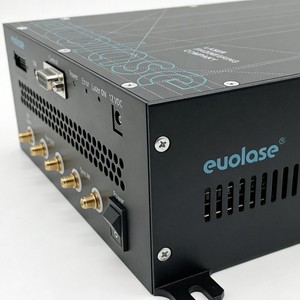 Laser à fibres Evolase Compact à impulsions nanoseconde haute énergie pour le traitement des métaux - Product Image 3